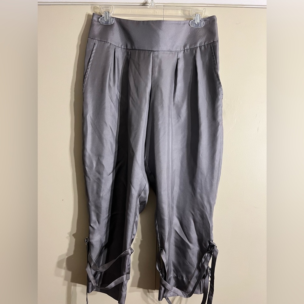 Bebe Silk Cropped Pants - Gray